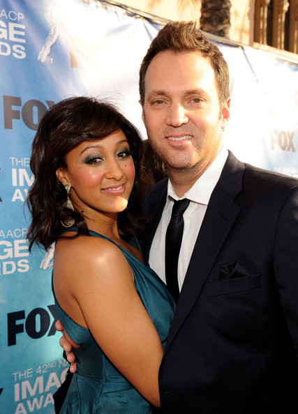 TameraMowryAdamHousley42ndNAACPImagemSEzzITuS9Kl