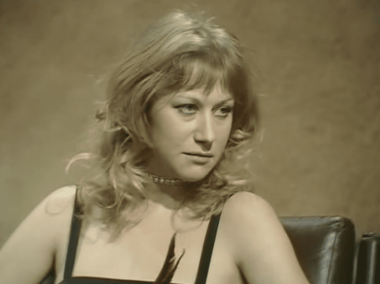 helen-mirren-shoots-back-at-horrible-sexist-questions-in-an-unearthed-70s-interview