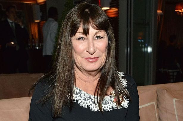 Anjelica-Huston