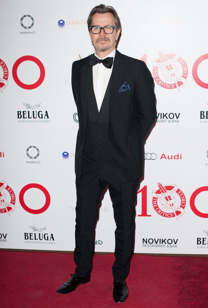 gary-oldman-london-critics-circle-film-awards-04