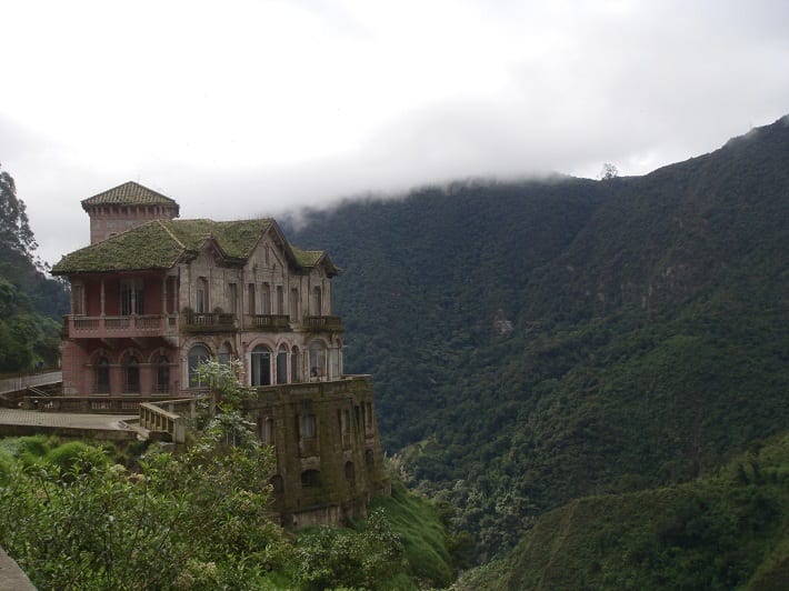 boca-do-lobo-blog-10-mysteriously-beautiful-abandoned-places-around-the-world1