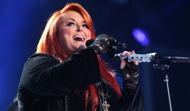 2015-06-13-cma-fest-lpfield-wynonna-judd-1k